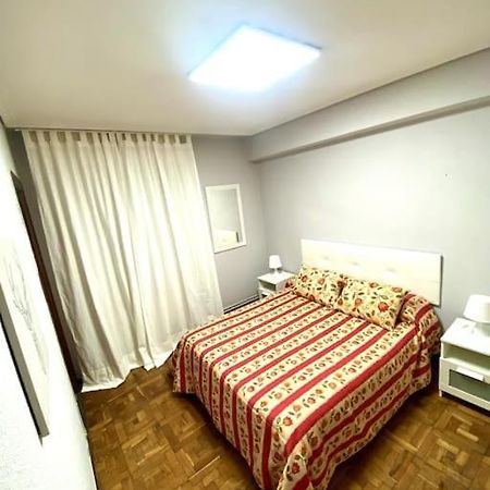 Completo Piso En Santander A 5 Minutos Del Centro Appartement Buitenkant foto