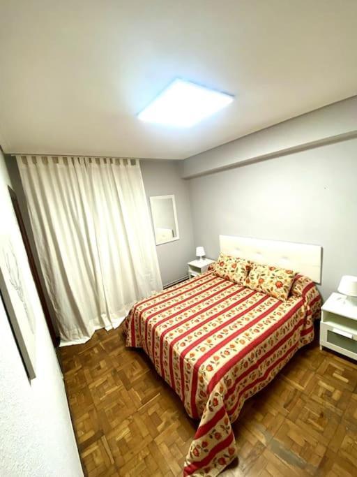 Completo Piso En Santander A 5 Minutos Del Centro Appartement Buitenkant foto