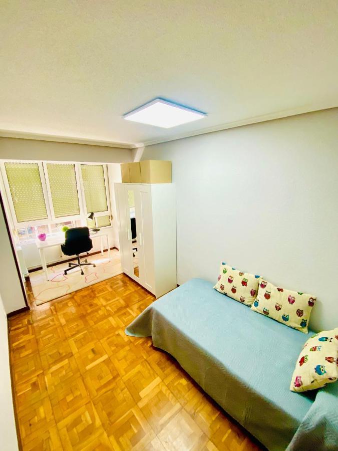 Completo Piso En Santander A 5 Minutos Del Centro Appartement Buitenkant foto